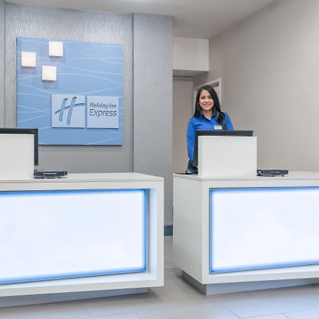 Holiday Inn Express Hotel & Suites Ames By Ihg Eksteriør billede