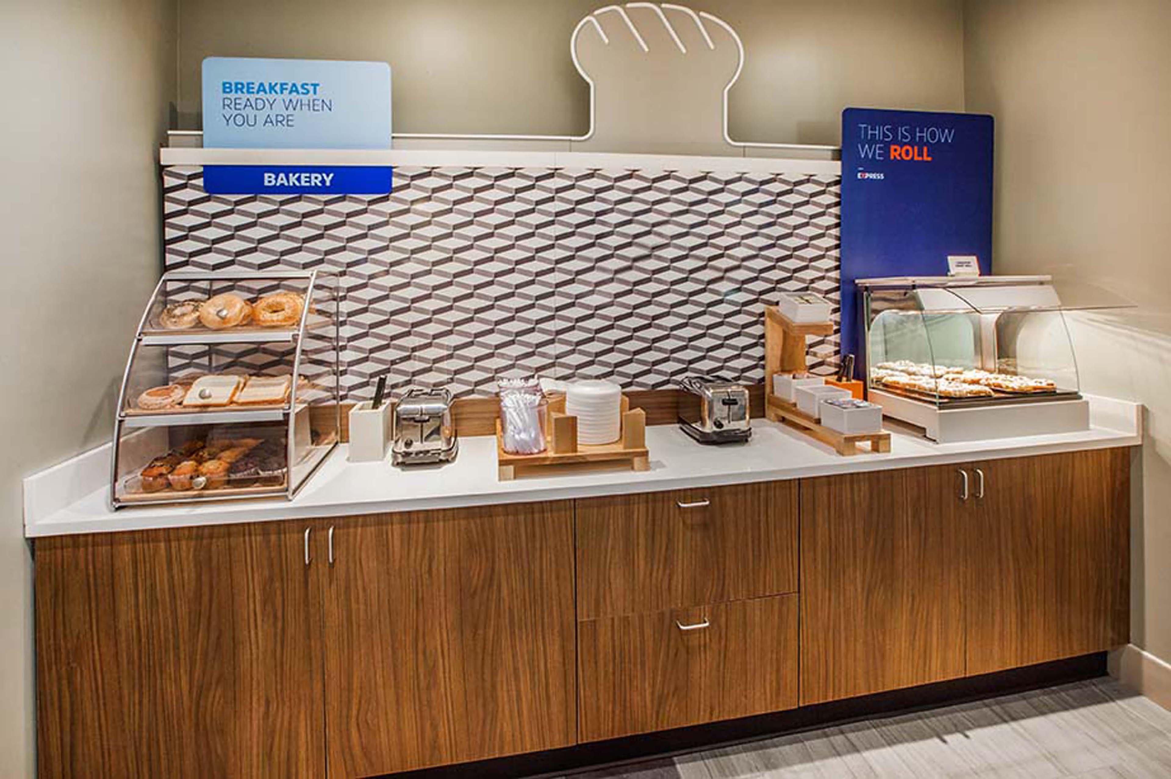 Holiday Inn Express Hotel & Suites Ames By Ihg Eksteriør billede