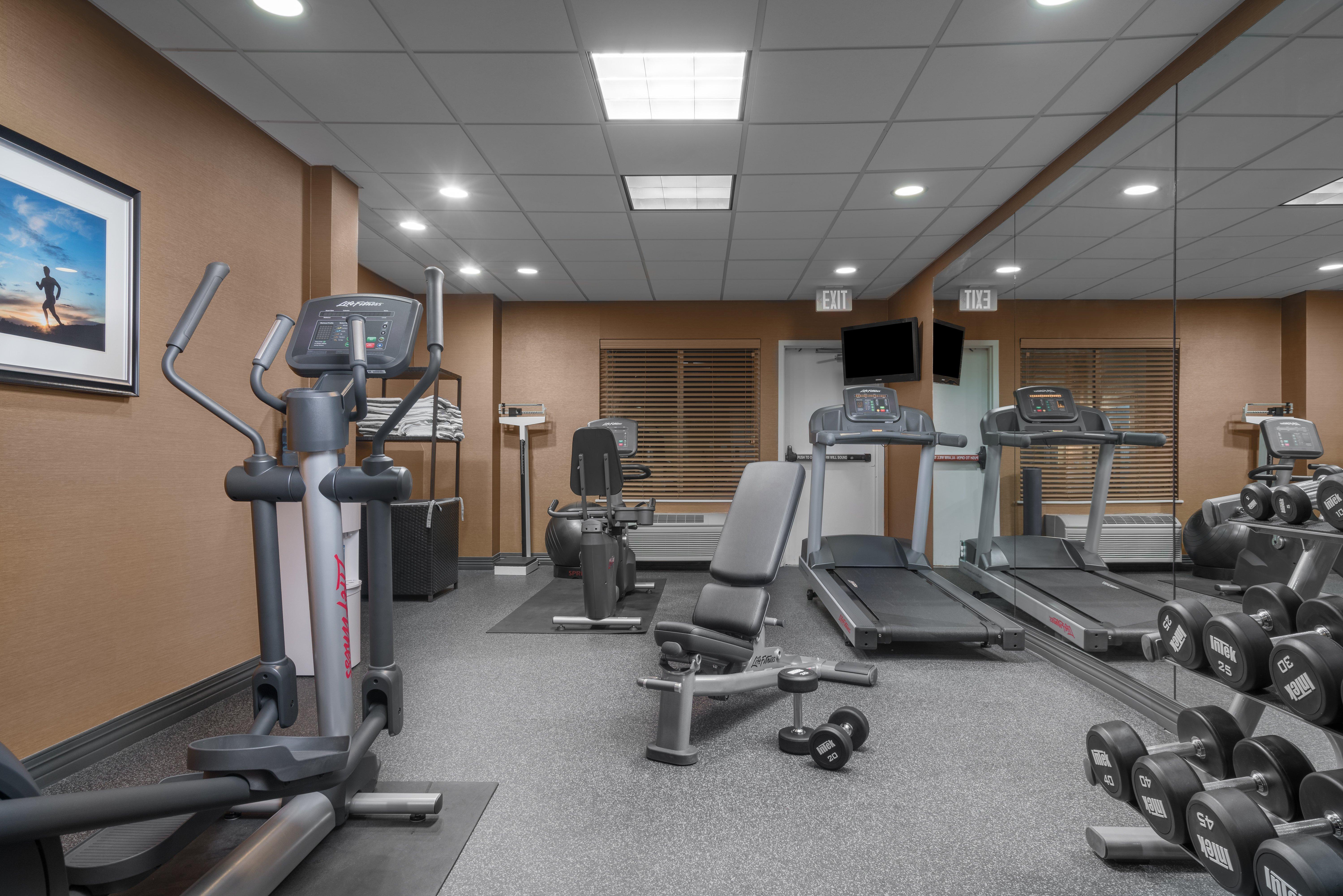 Holiday Inn Express Hotel & Suites Ames By Ihg Eksteriør billede