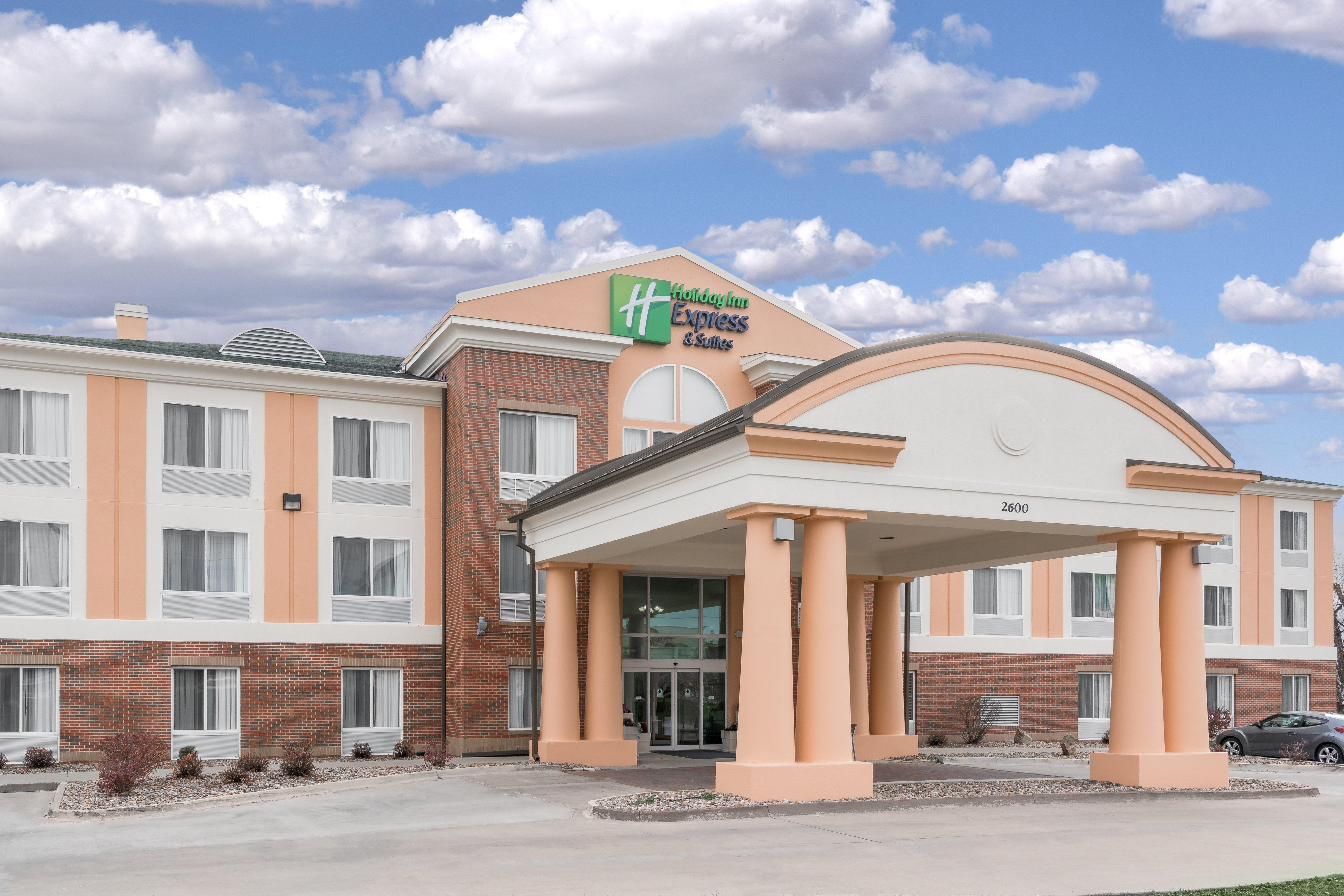 Holiday Inn Express Hotel & Suites Ames By Ihg Eksteriør billede